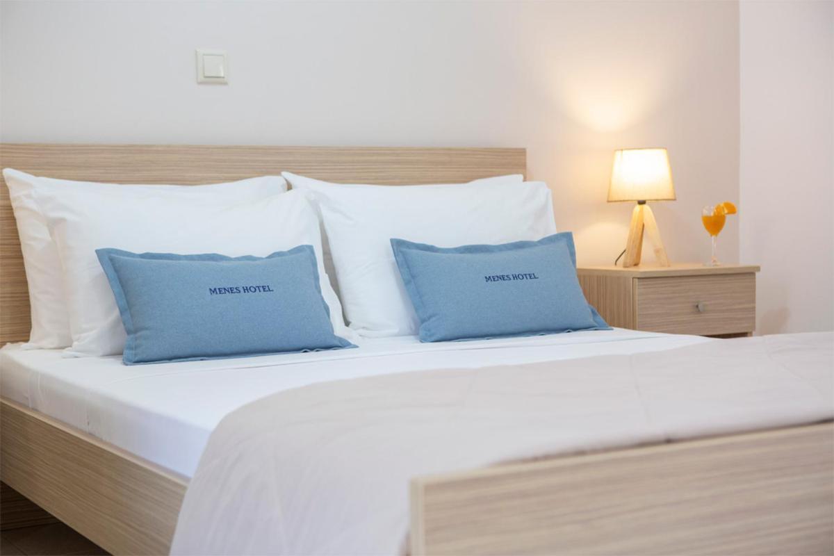 Yénion Menes Hotel מראה חיצוני תמונה